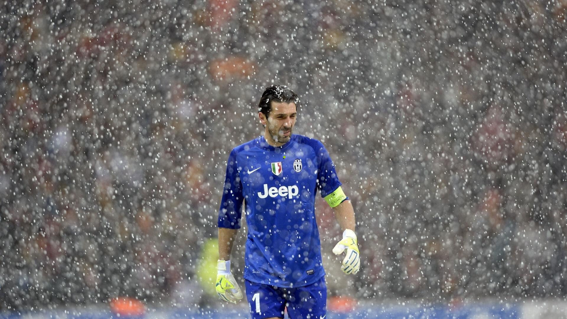 VAR技术精准助力，中超裁判判罚准确率攀升至97.5%